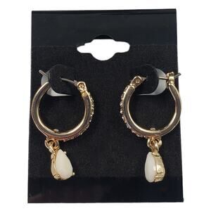 5/`15 NWT Rhinestone and milk glass style hoop drop earrings